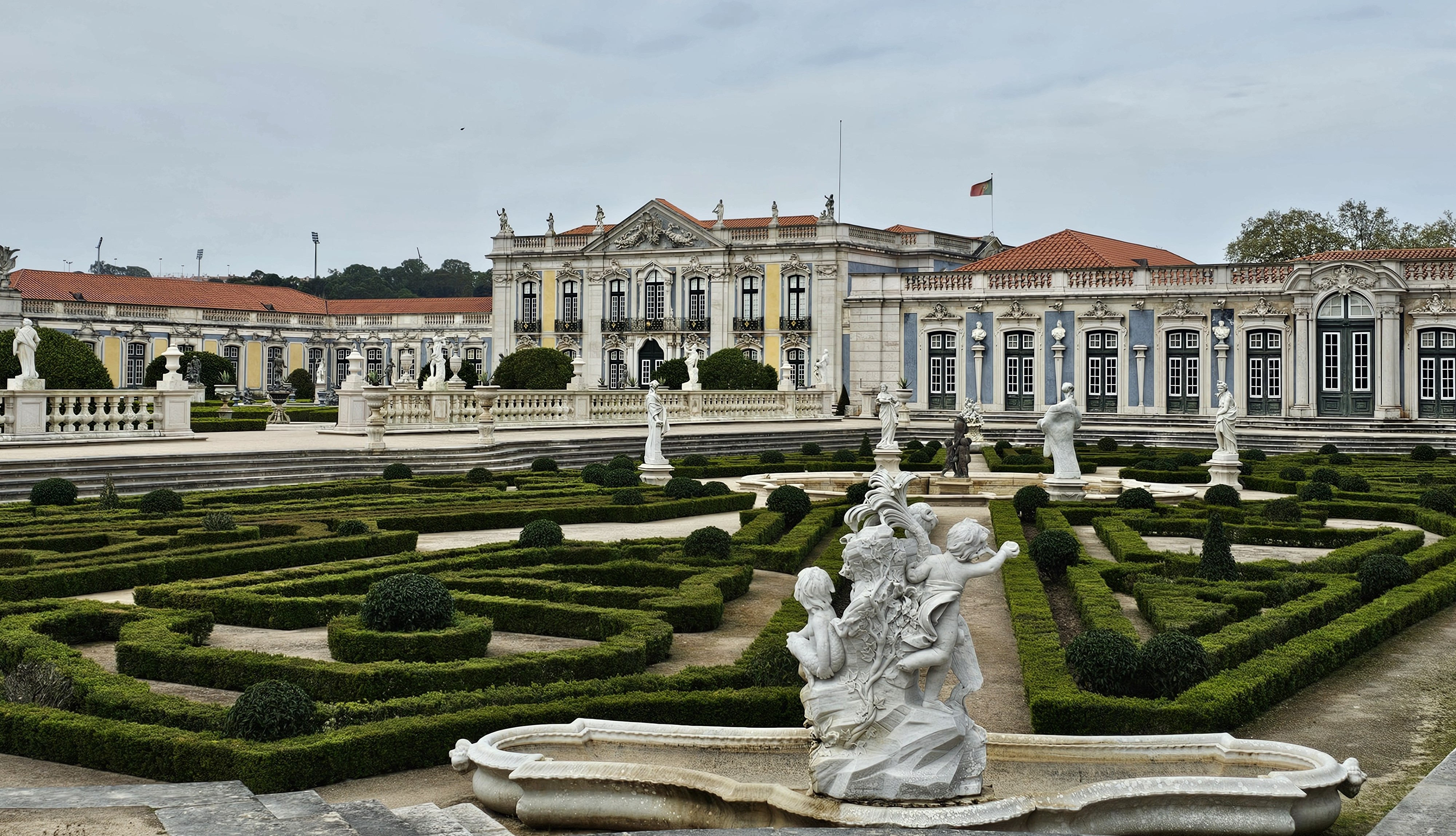 Queluz